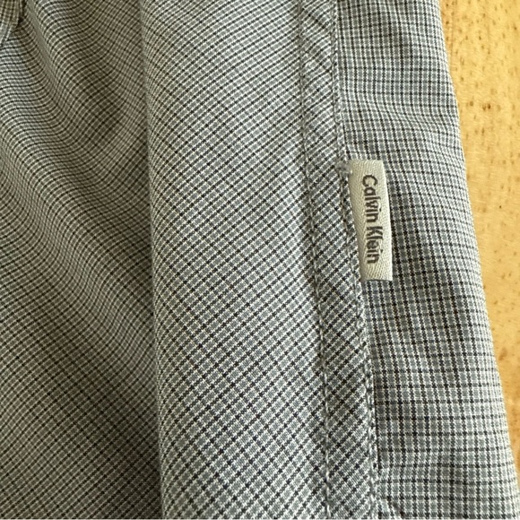 Calvin Klein Men’s Grey Longsleeve Button Up Size 2XL - Picture 5 of 9